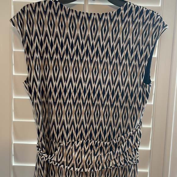 Dress Barn Navy and tan sleeveless dress, Size Medium - Picture 5 of 6
